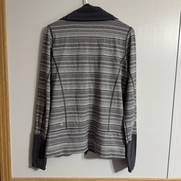 Lululemon Athletica Gray and Black Striped Running Jacket Size 8 - Picture 7 of 10